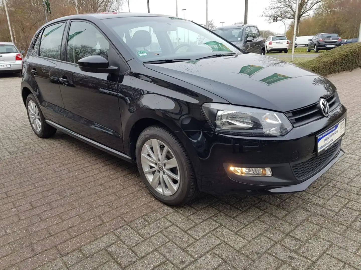 Volkswagen Polo 1.2 Trendline Schwarz - 2