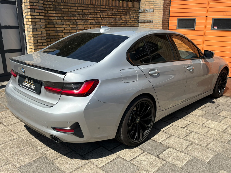 BMW 330 3-serie 330e xDrive High Executive — photo 2