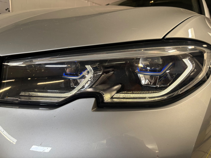 BMW 330 3-serie 330e xDrive High Executive — photo 16