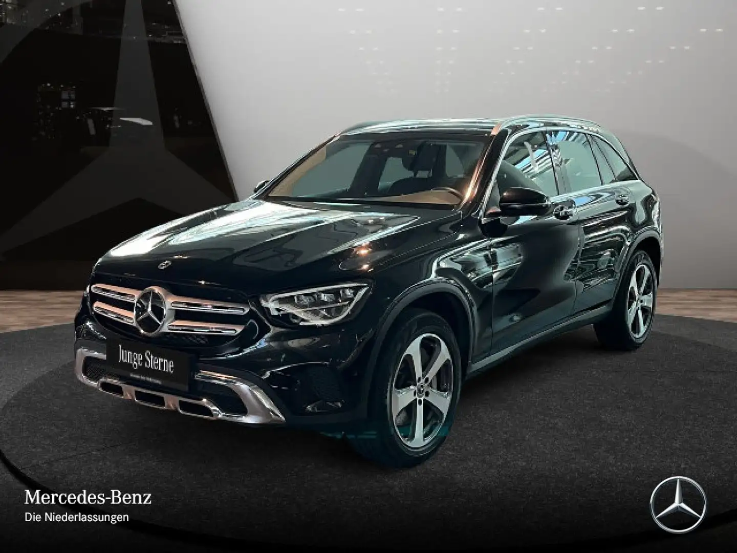 Mercedes-Benz GLC 220 d 4M AHK+LED+STHZG+FAHRASS+KAMERA+KEYLESS Schwarz - 2