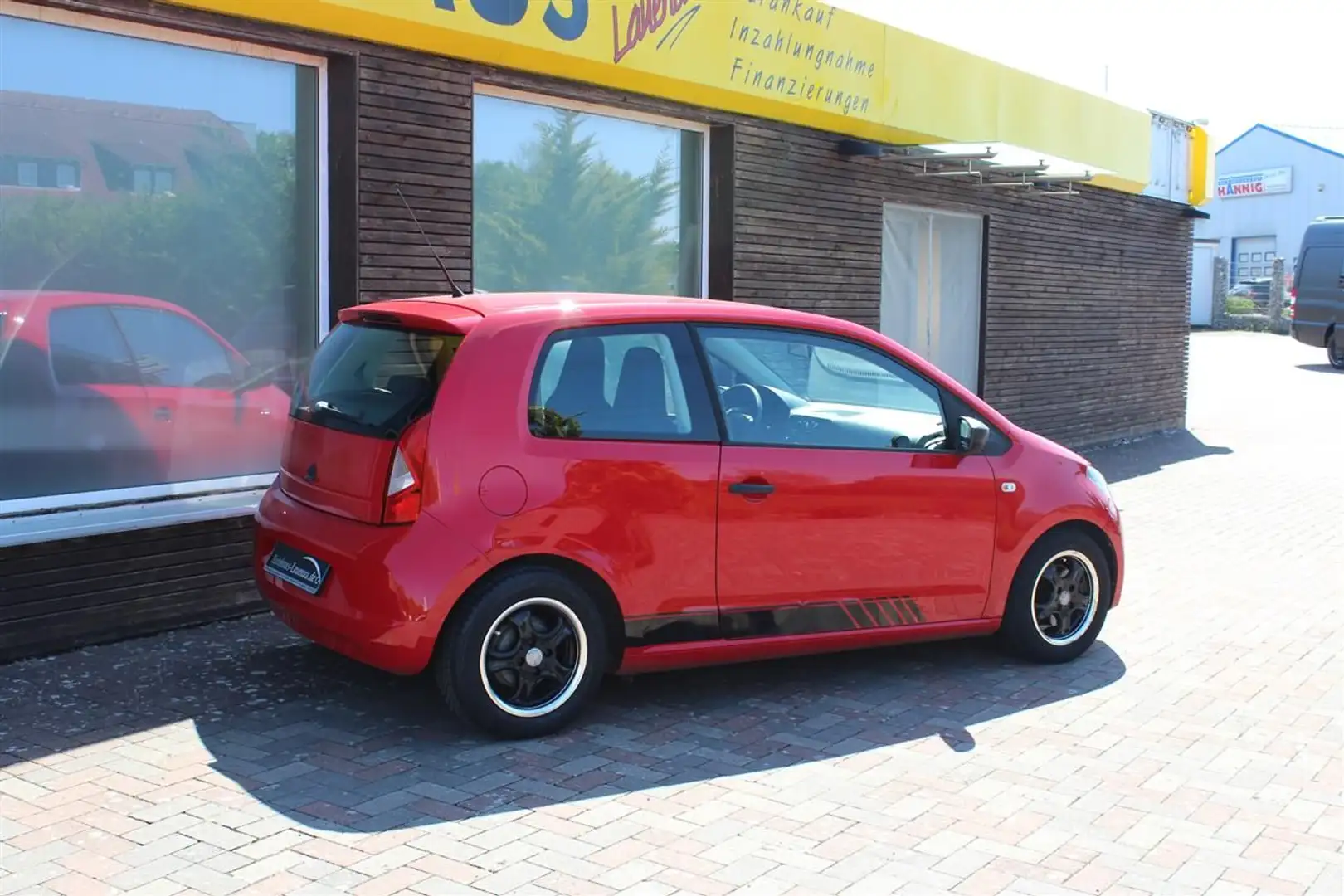 SEAT Mii 1.0 MPI Reference Červená - 2