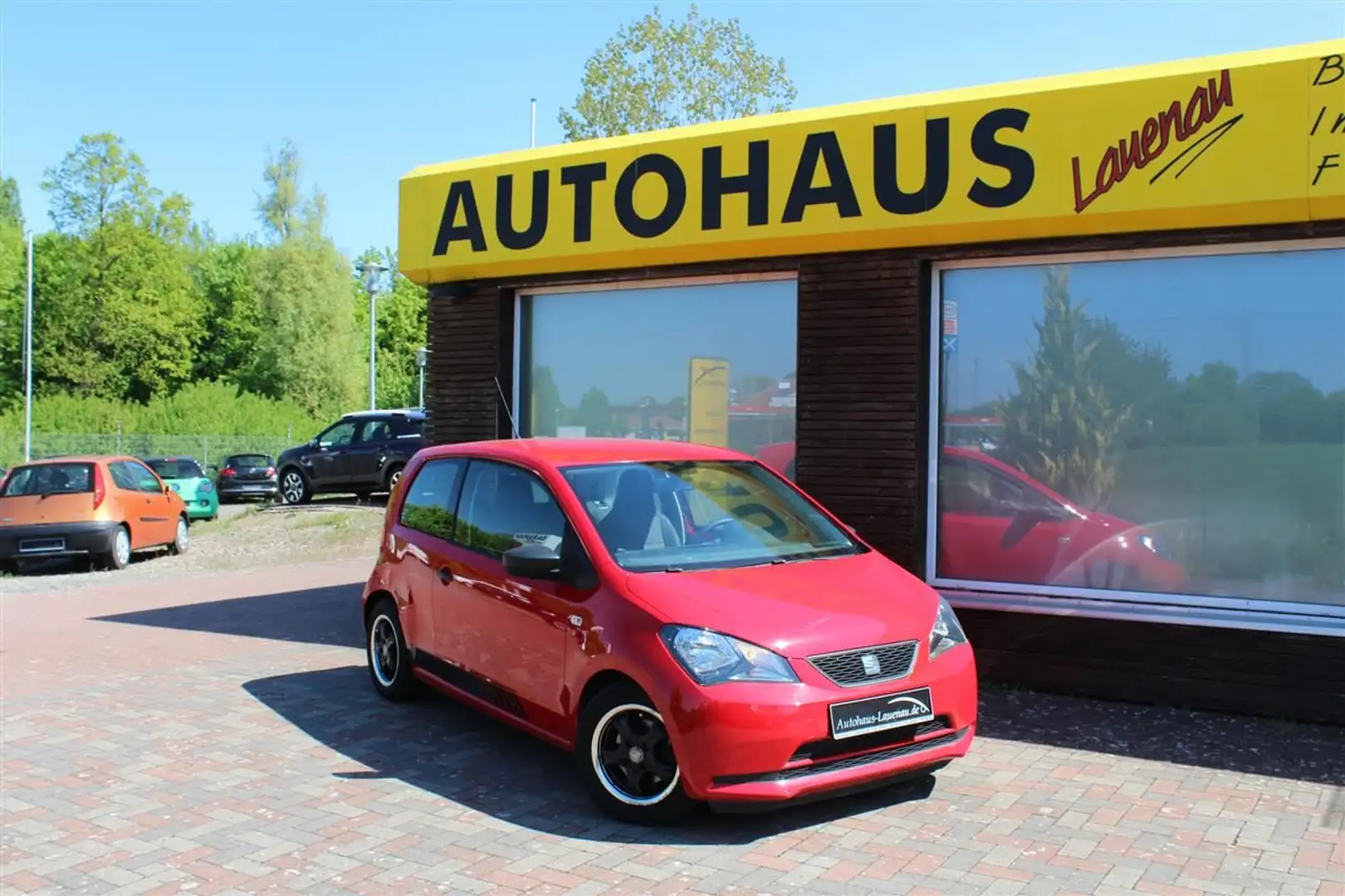 SEAT Mii 1.0 MPI Reference Červená - 1