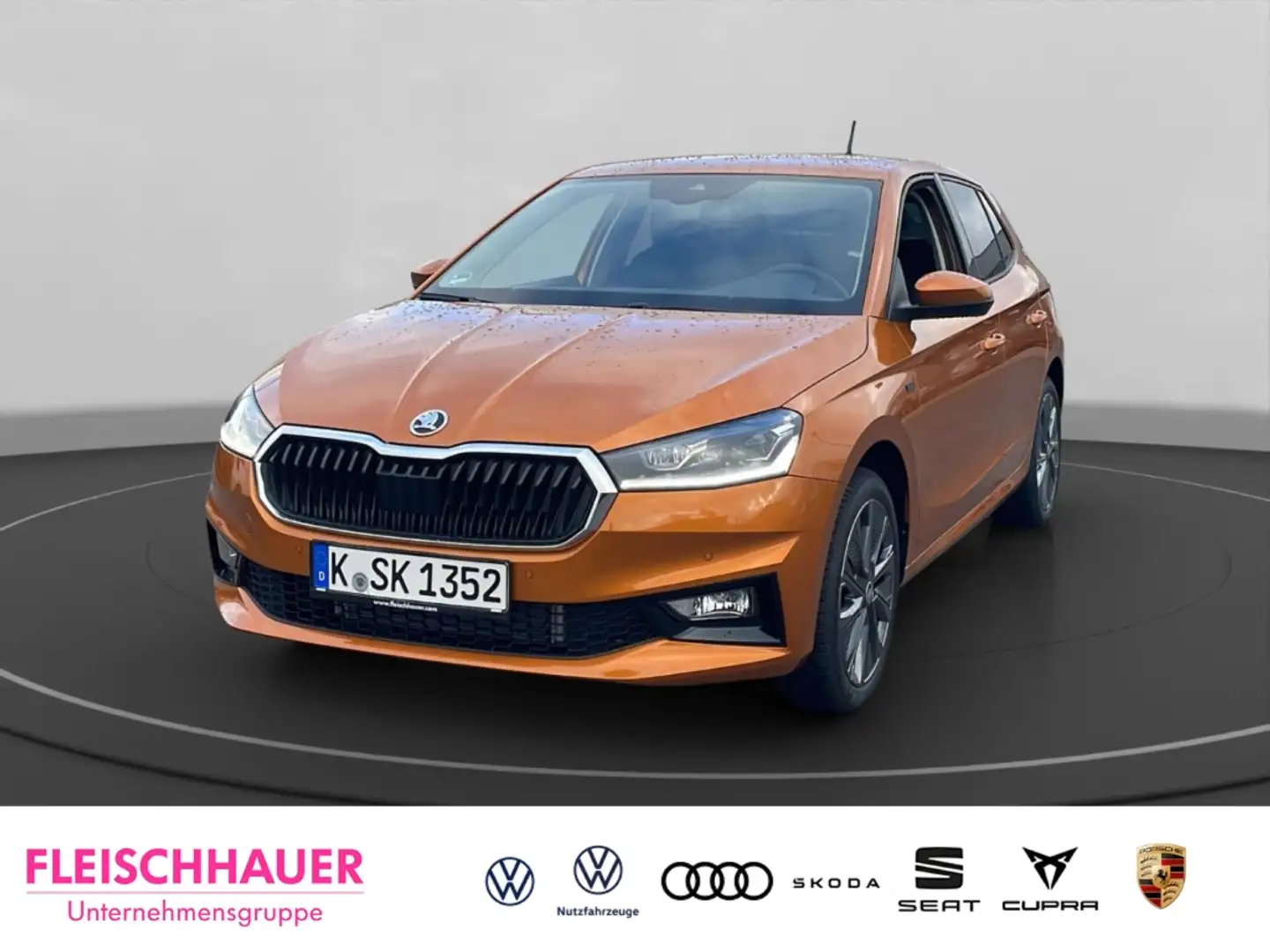 Skoda Fabia Tour 1.0 TSI ACC CARPLAY LED WINTER+ Orange - 1