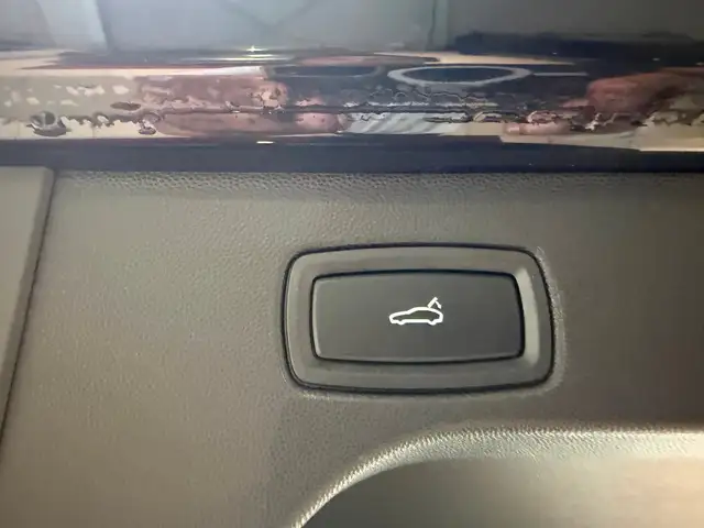 Porsche Macan view 30