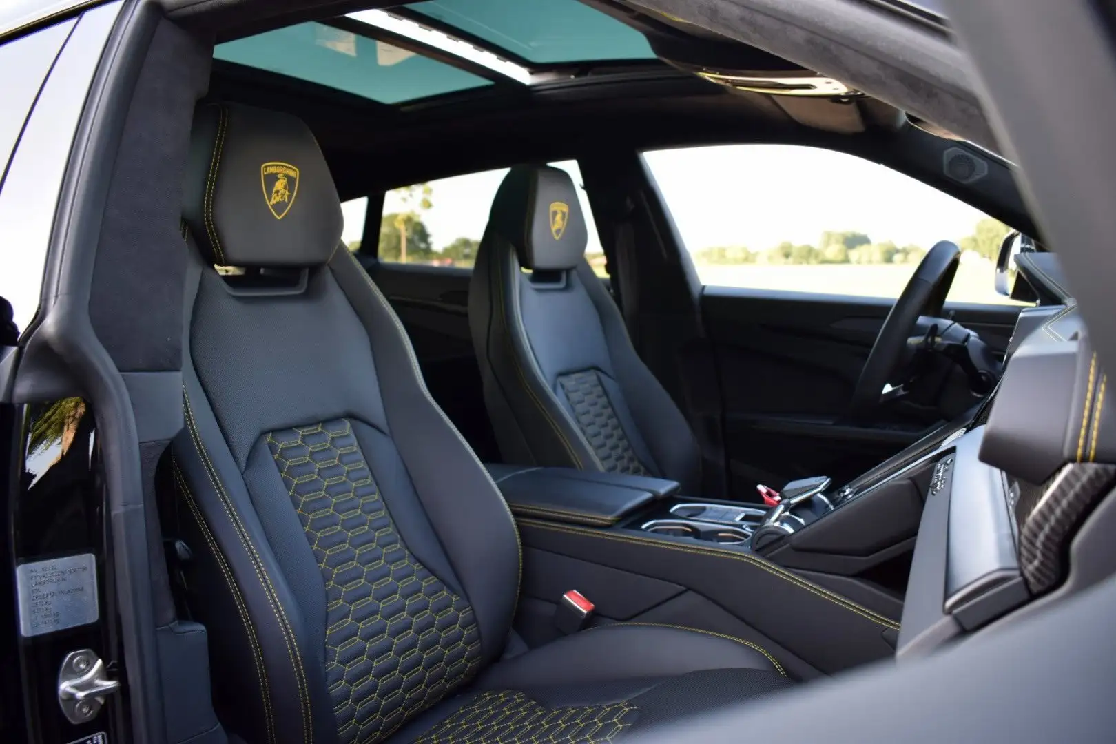 Lamborghini Urus 4.0 V8 BiTurbo, LICHTE VRACHT/Carbon/Massage/HUD Black - 2