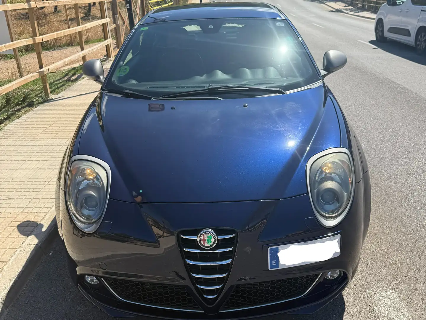 Alfa Romeo MiTo MiTo 1.4 TB Multi-Air S - Maserati Edition Beige - 2