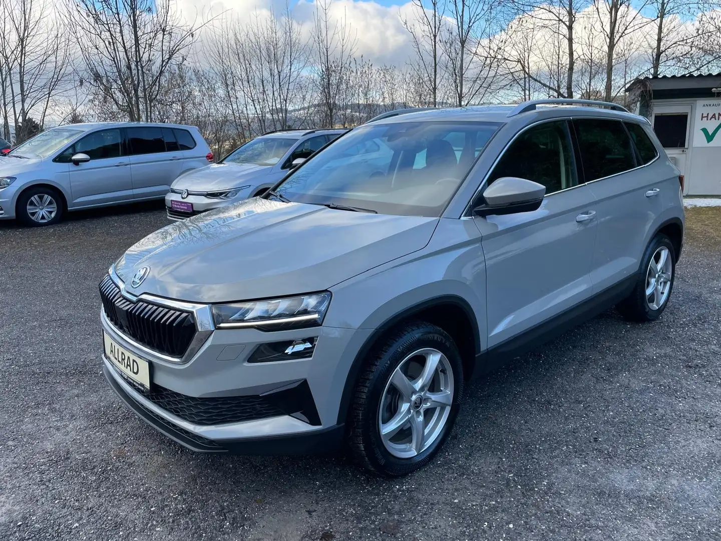 Skoda Karoq 2,0 TDI 110 KW Style 4x4 DSG TOP ZUSTAND!!! Grau - 1