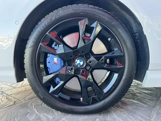 BMW 1 Series view 11