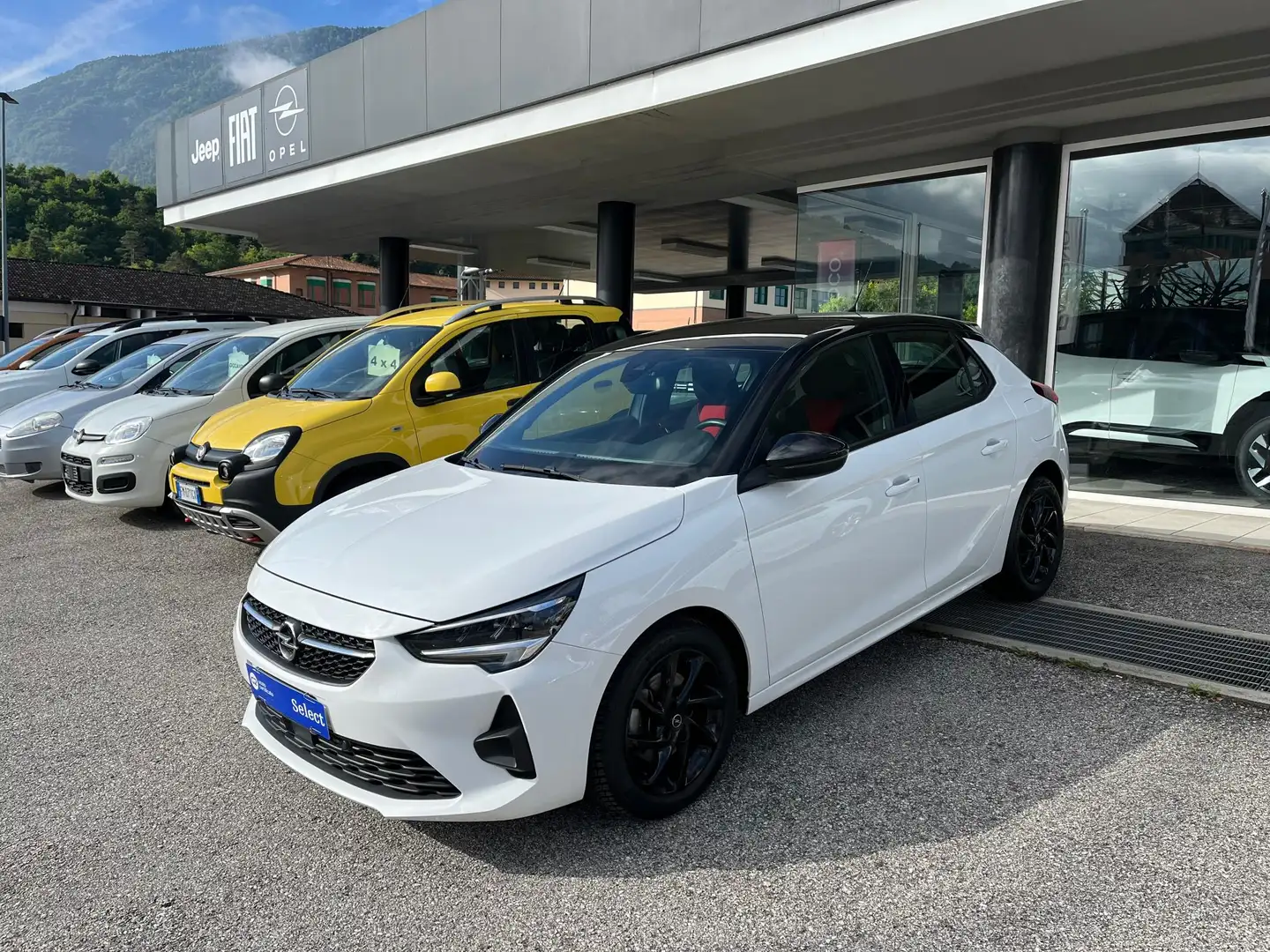 Opel Corsa-e Corsa 1.2 GS s&s 100cv Bianco - 1