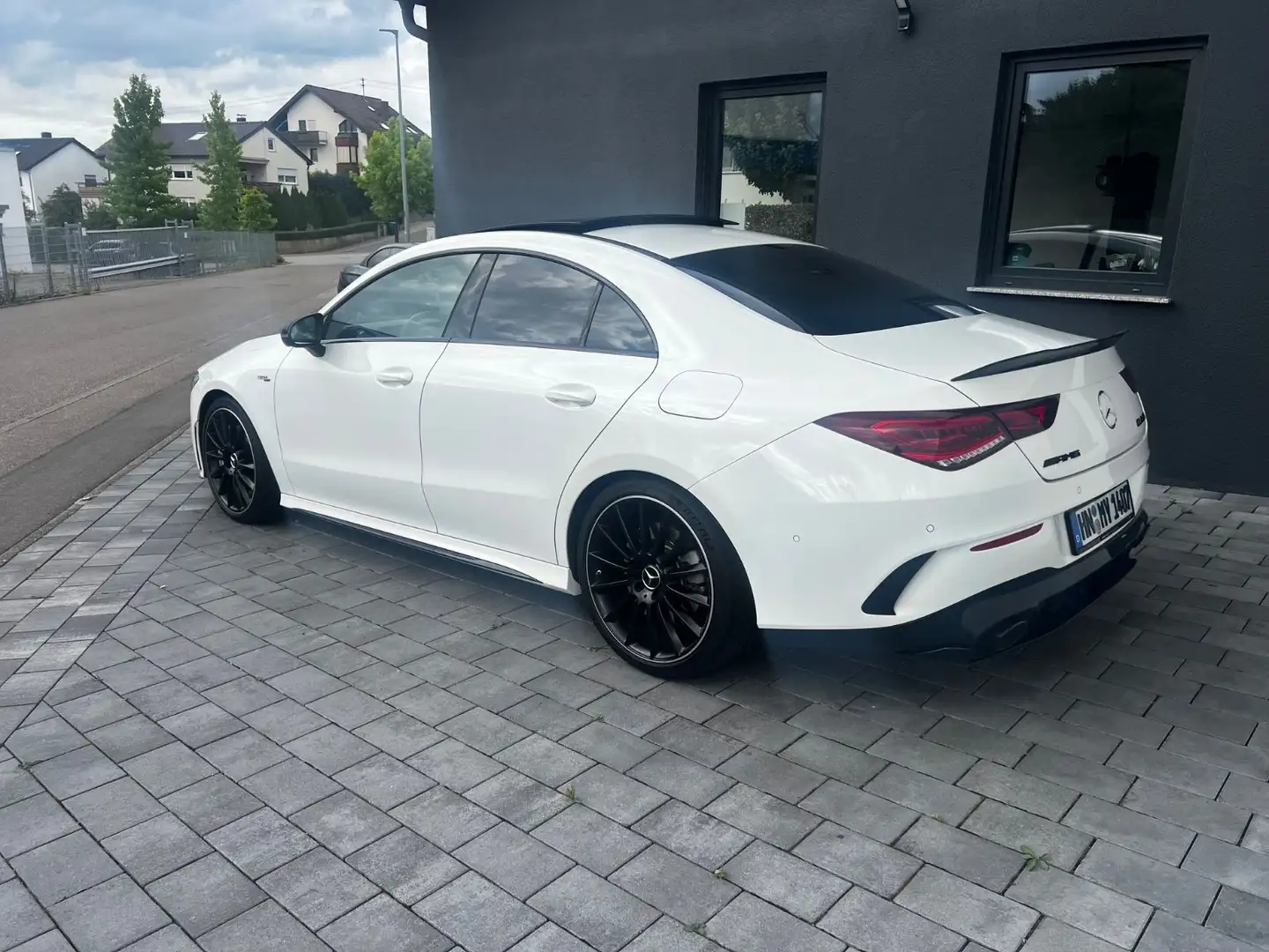 Mercedes-Benz CLA 35 AMG 4Matic/Pano/ Weiß - 2