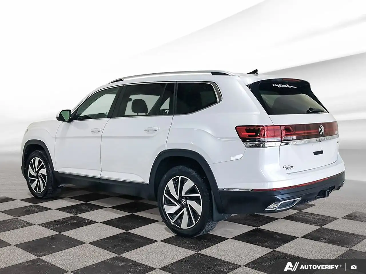 Volkswagen Atlas снимка Volkswagen Atlas