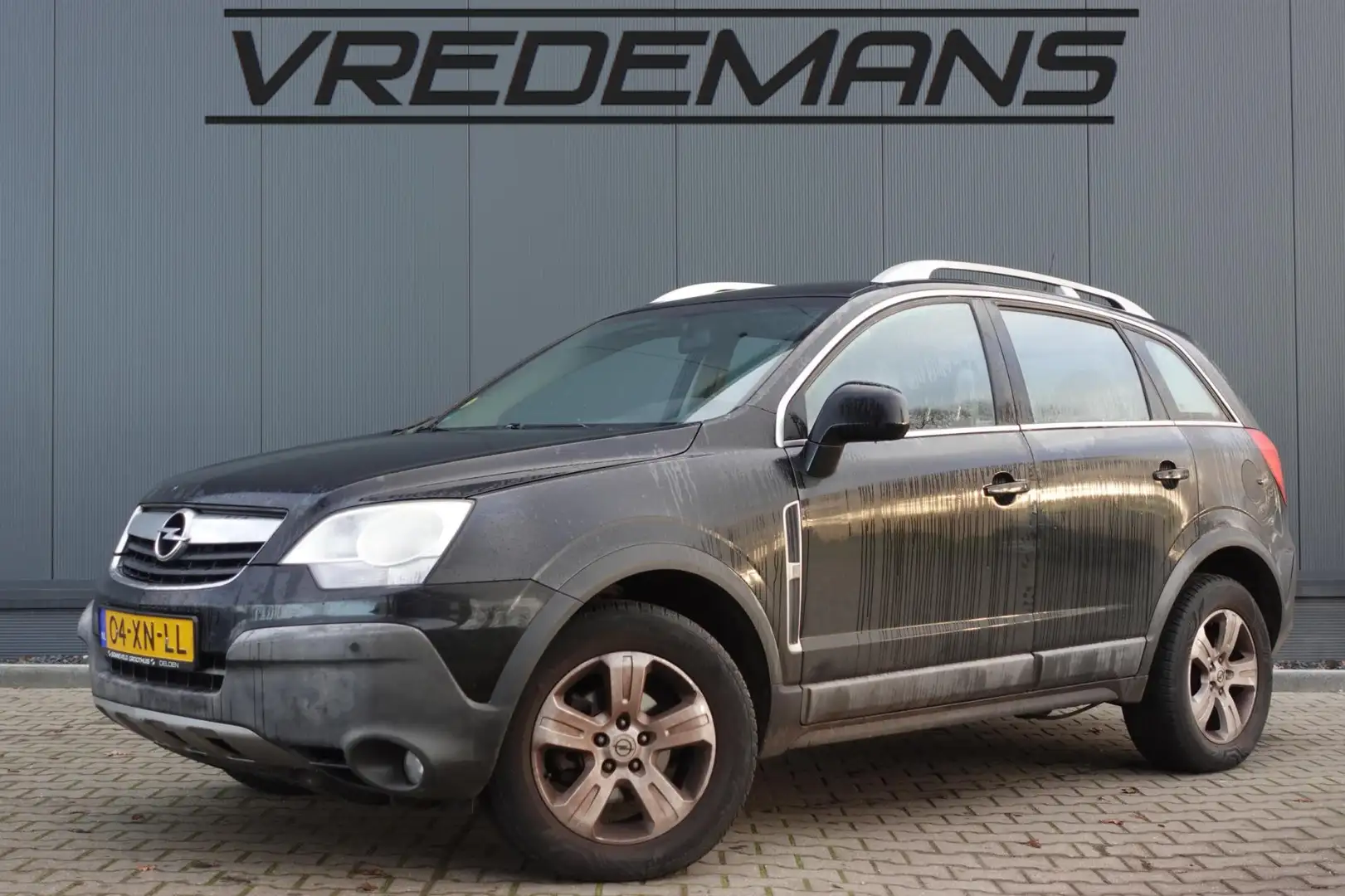 Opel Antara 2.4-16V Enjoy 4X4 Schwarz - 1