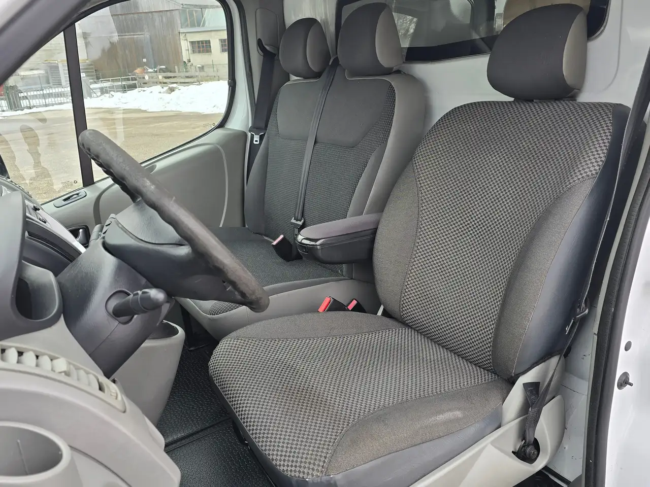 Opel Vivaro L1H1 2,7t Kredit – Bild 9