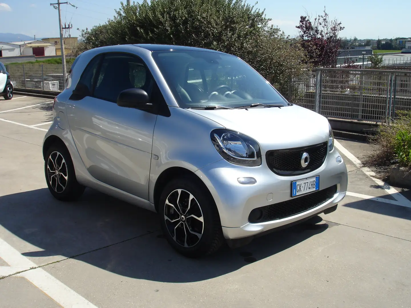 smart forTwo Fortwo 1.0 Youngster 71cv Twinamic - 1