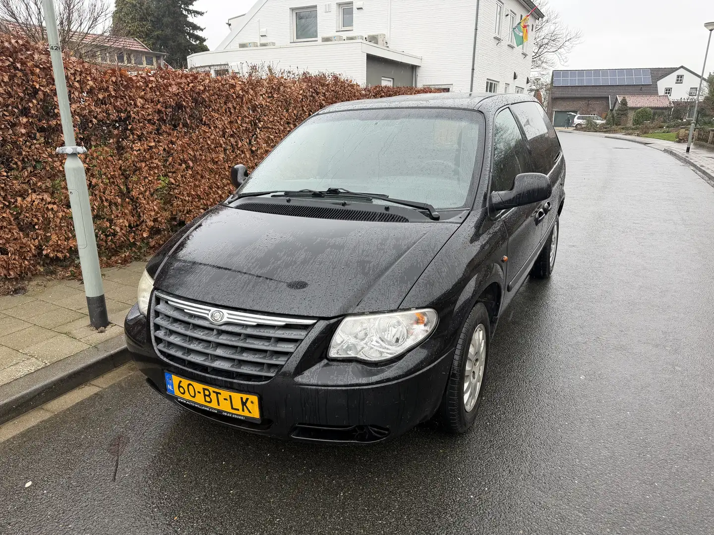 Chrysler Ram Van Cargo Negro - 2