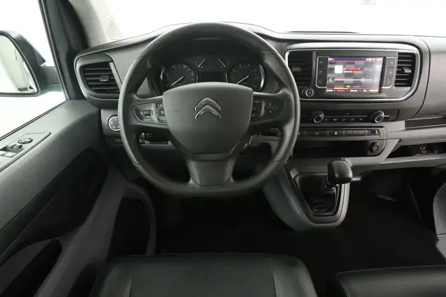 Citroen Jumpy view 2