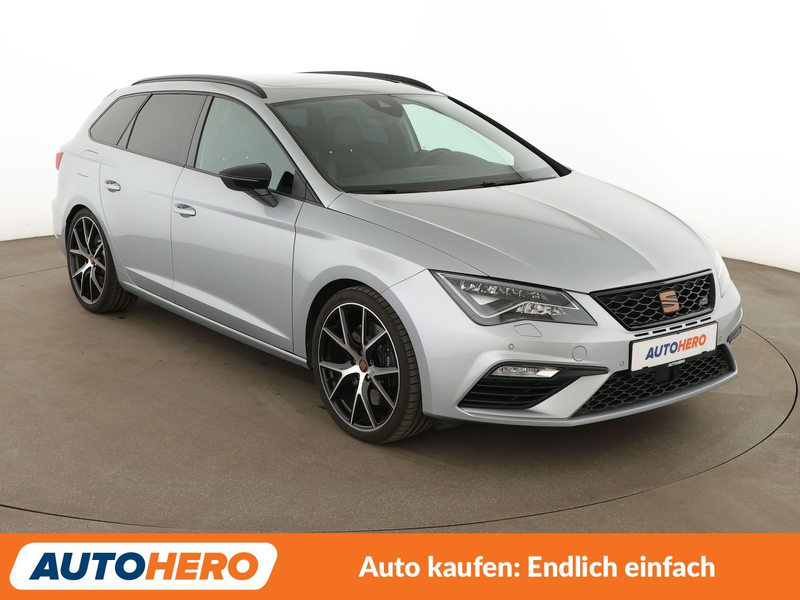SEAT Leon 2.0 TSI Cupra 300 4Drive Aut.*NAV*ACC*CAM*PDC*SHZ* — photo 8