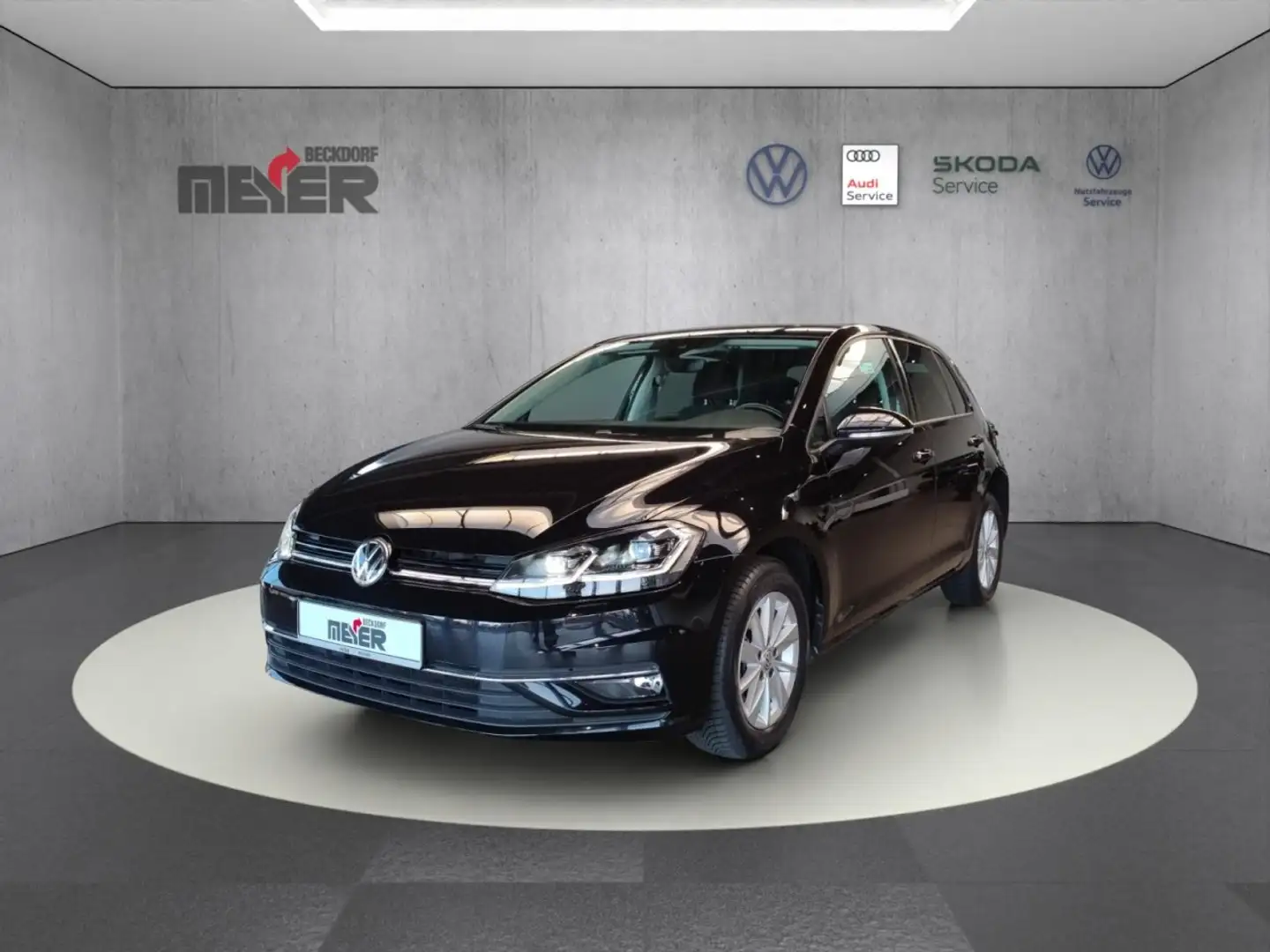 Volkswagen Golf Comfortline 1.4 TSI Klima Navi Einparkhilfe Schwarz - 1