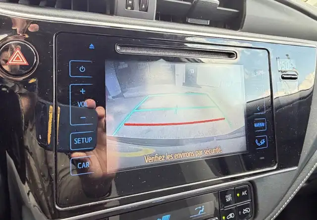 Toyota Auris view 14