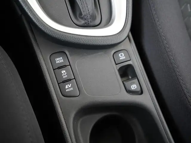 Toyota Yaris Cross view 12