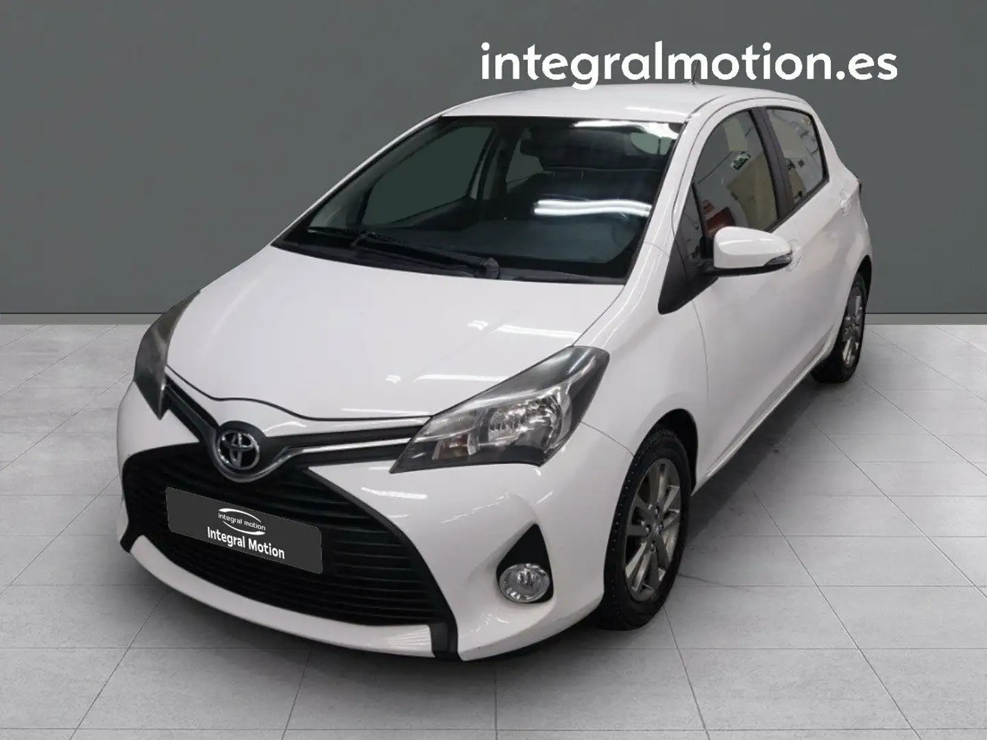 Toyota Yaris 1.0 Active Blanco - 1