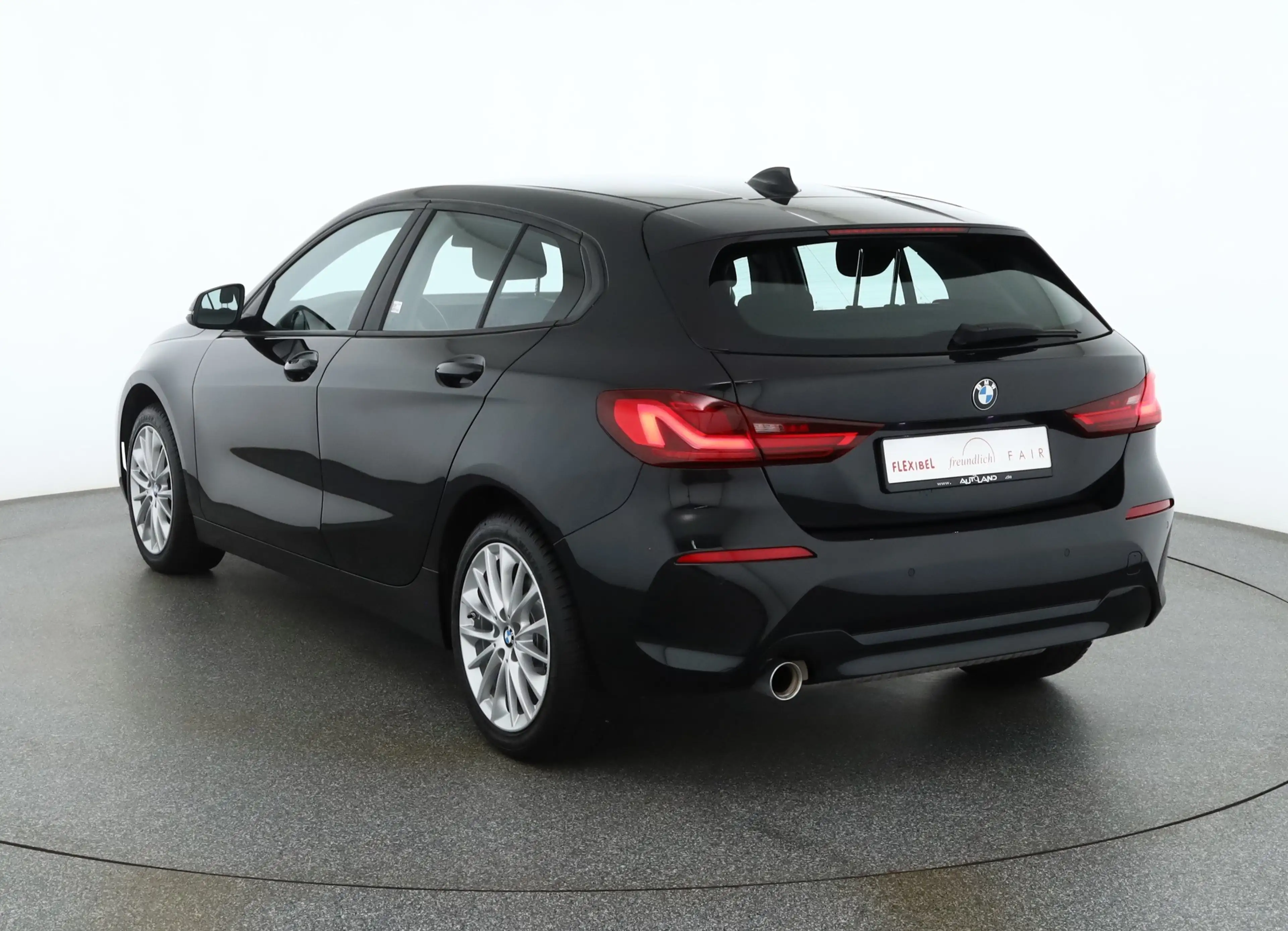 BMW 118 118i Advantage Aut. LED Navi Sitzheizung — photo 3