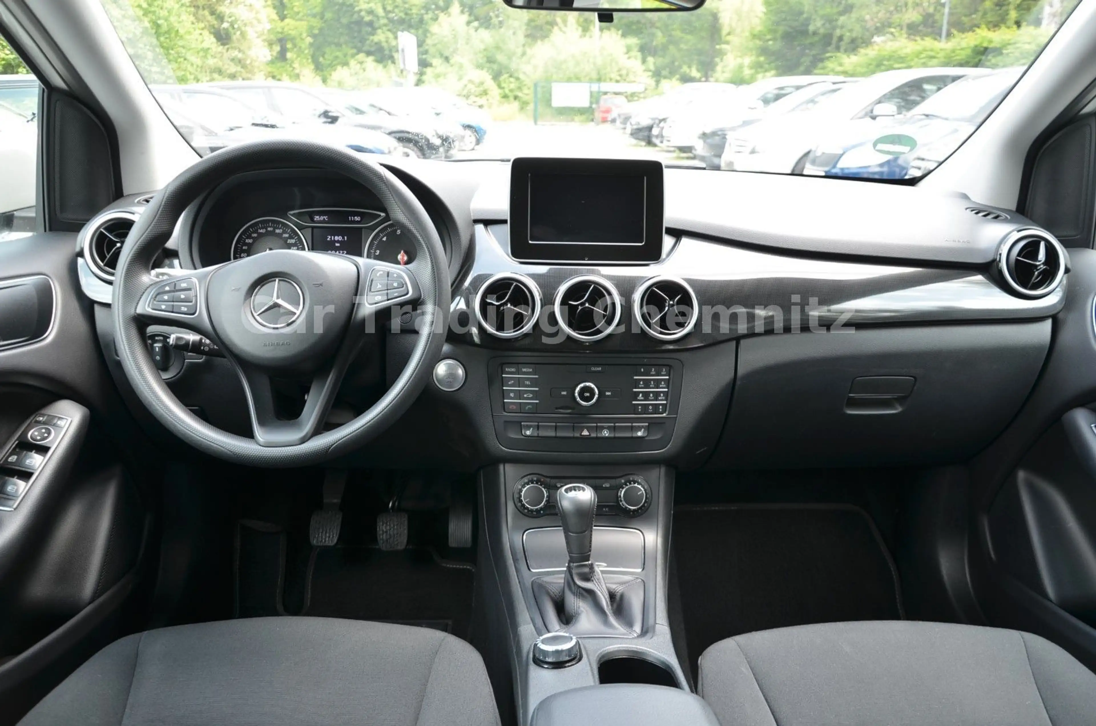 Mercedes-Benz B 180 Blue Efficiency Klima Sitzheizung Tüv 3/28 — photo 10