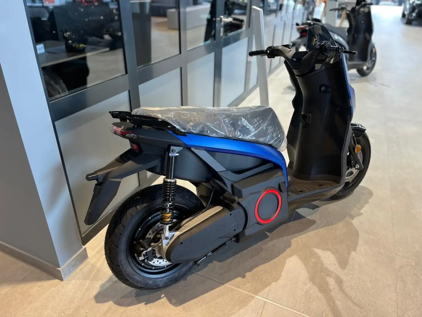 SEAT MO 50 eScooter Frühjahrsaktion mit PKW Führerschein Albastru - 2