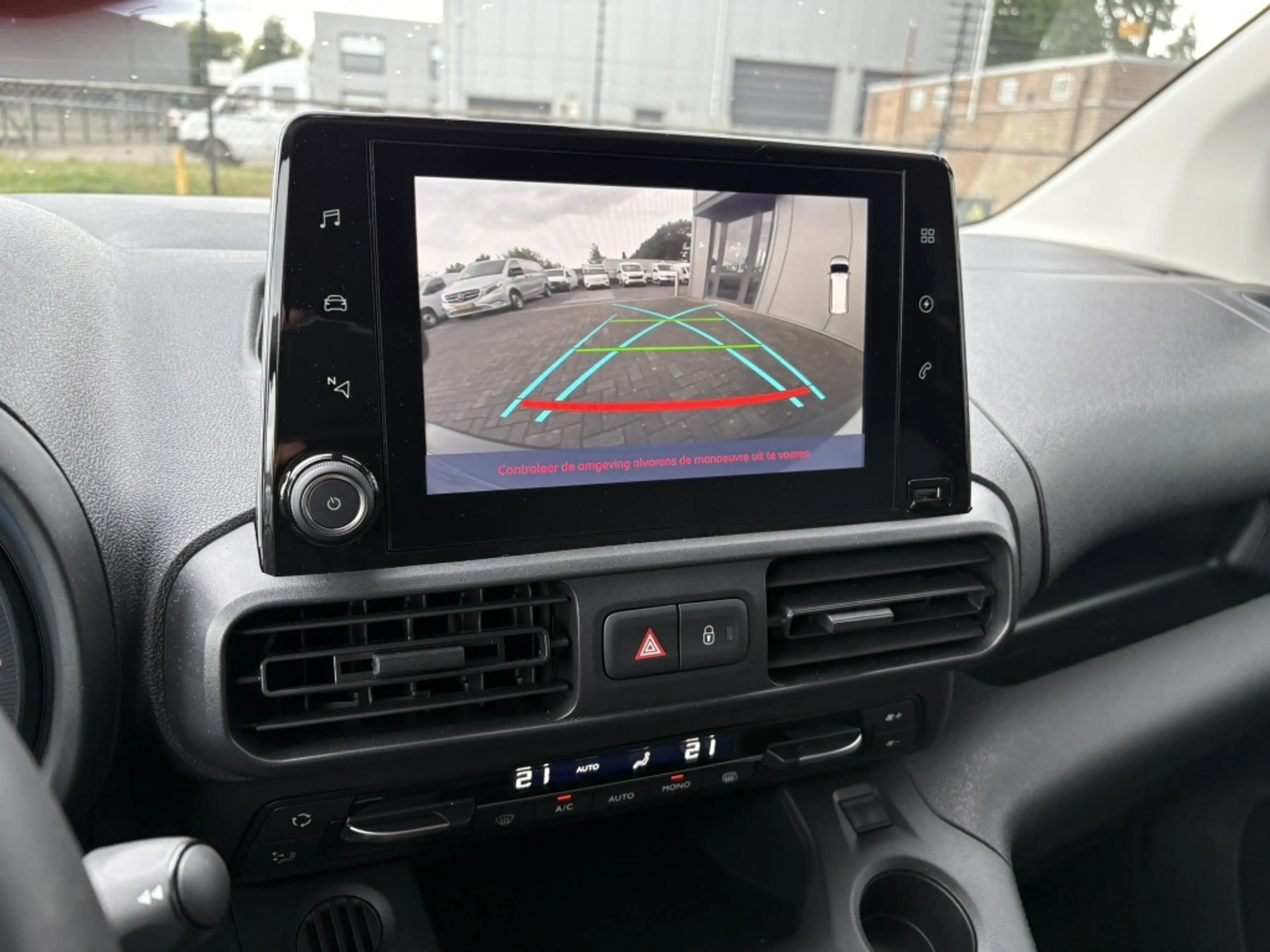 Fiat E-Doblo 50 kWh | 3-zits | navigatie | cruise — photo 10