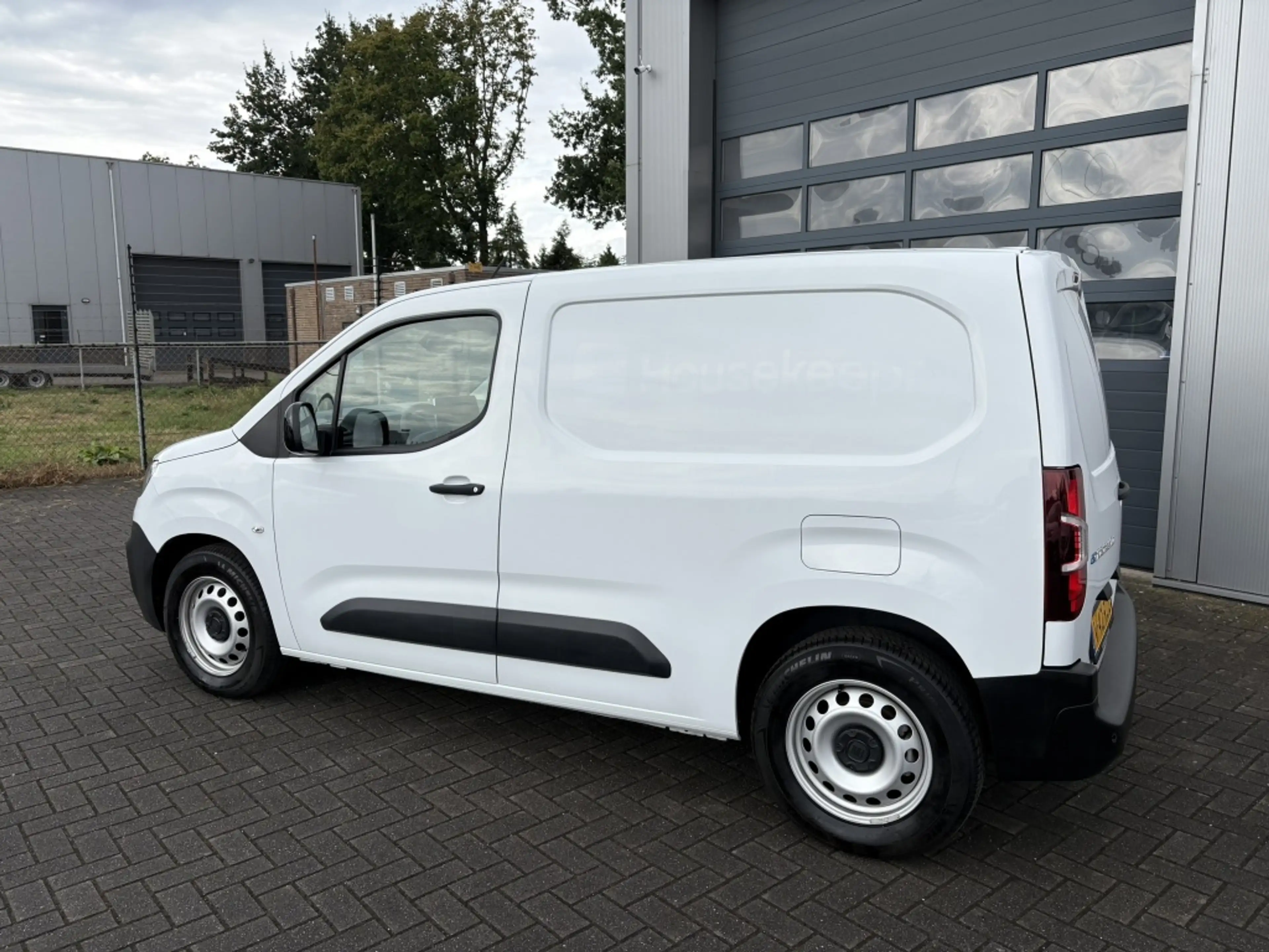 Fiat E-Doblo 50 kWh | 3-zits | navigatie | cruise — photo 2