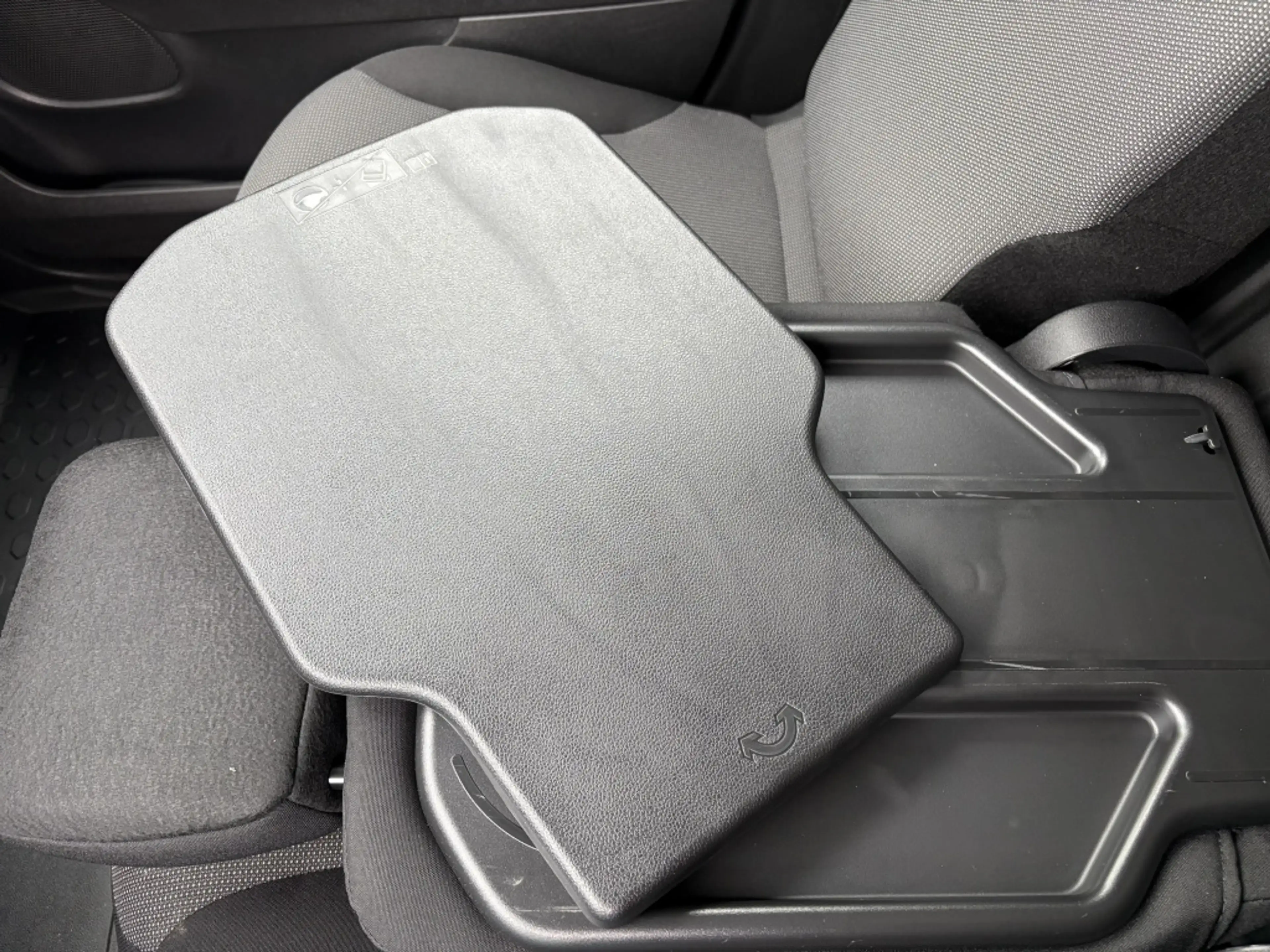 Fiat E-Doblo 50 kWh | 3-zits | navigatie | cruise — photo 15