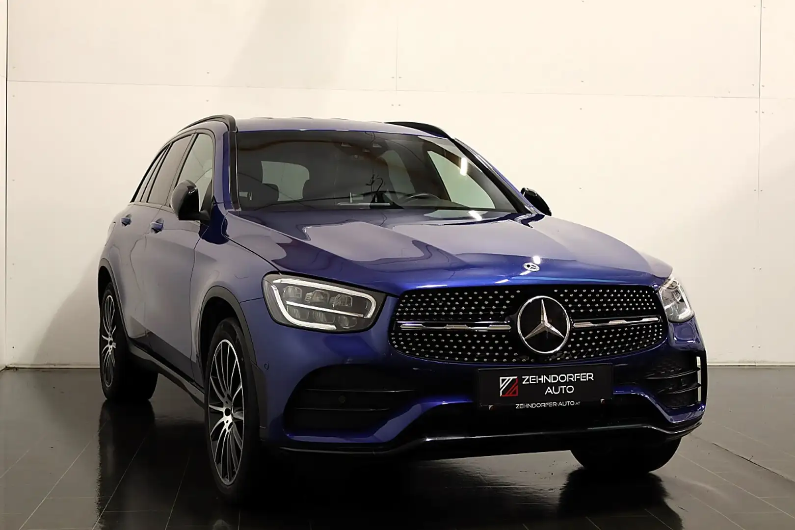 Mercedes-Benz GLC 300 d 4MATIC Aut. | AMG | AHK | 360° | 20'' | LED Blau - 1