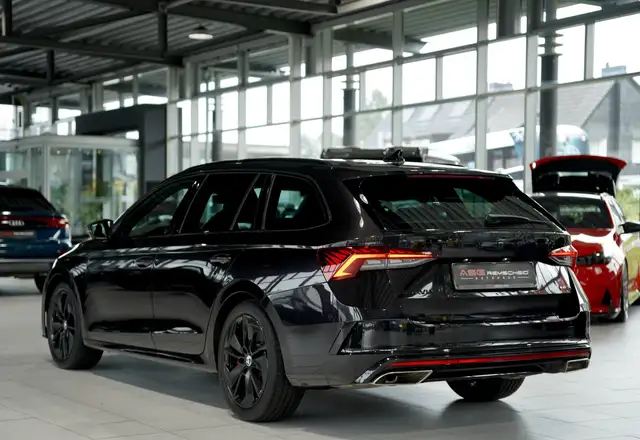Skoda Octavia view 10