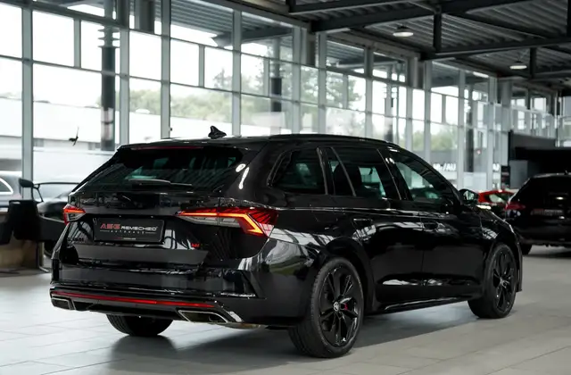 Skoda Octavia view 8