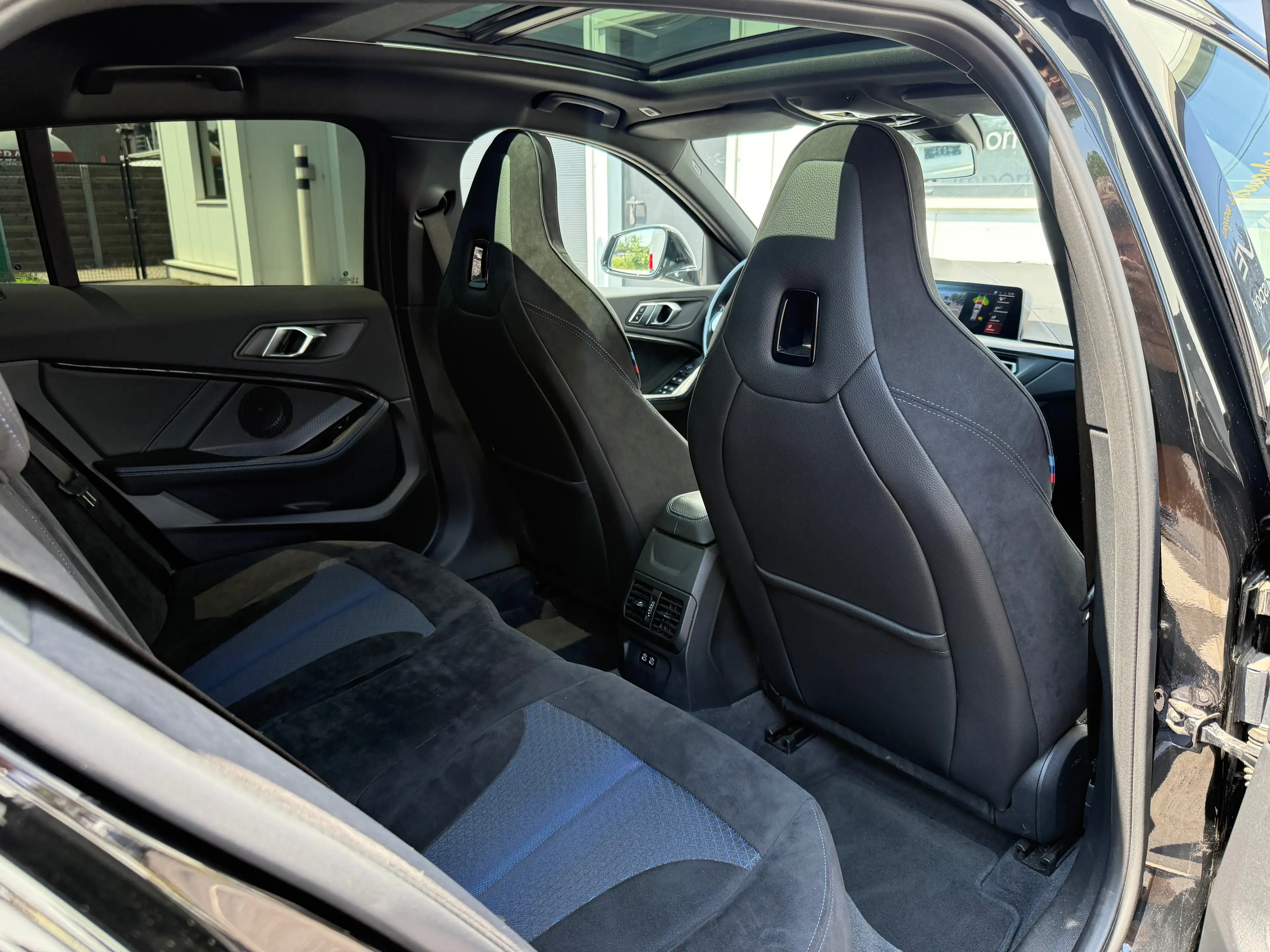 BMW 135 xDrive - M Seats - PANO - CAMERA — photo 13