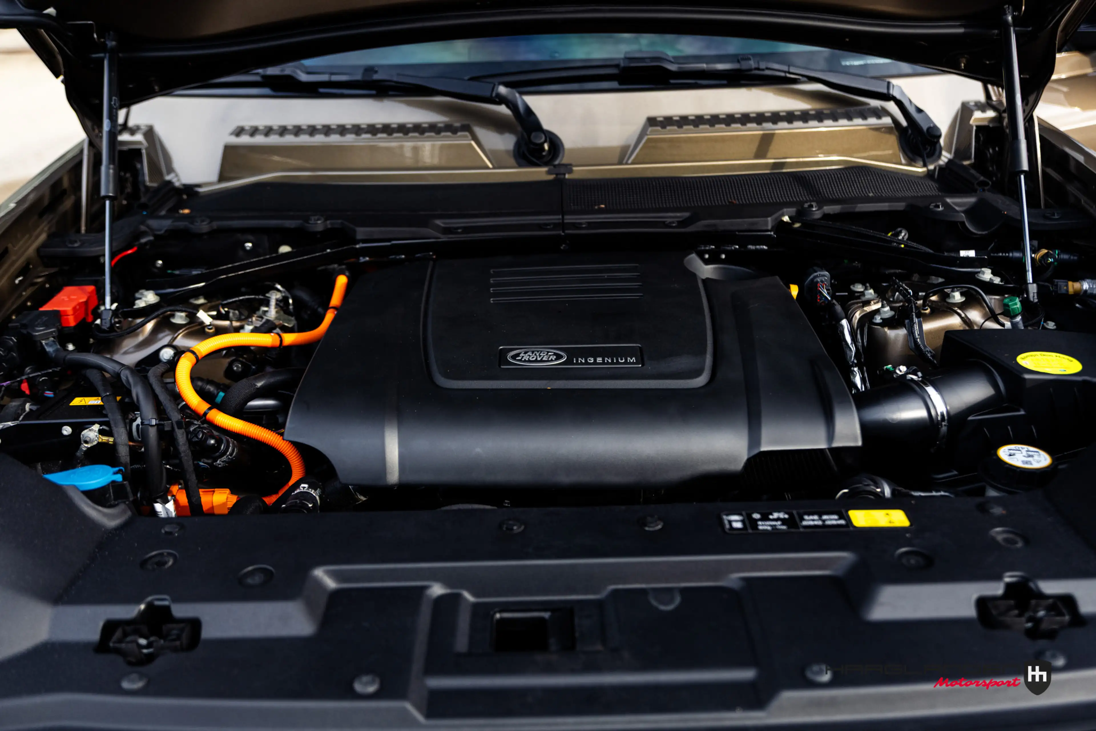 Land Rover Defender 110 Urban 2.0 P400e 110 S — photo 33