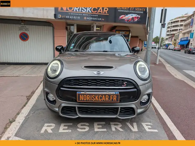 Mini Hatch view 5