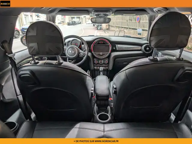 Mini Hatch view 12