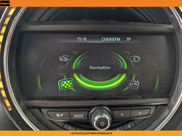 Mini Hatch view 24