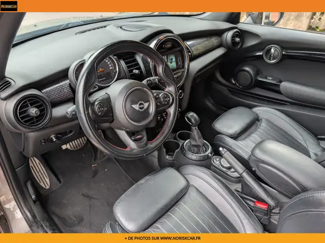 Mini Hatch view 7
