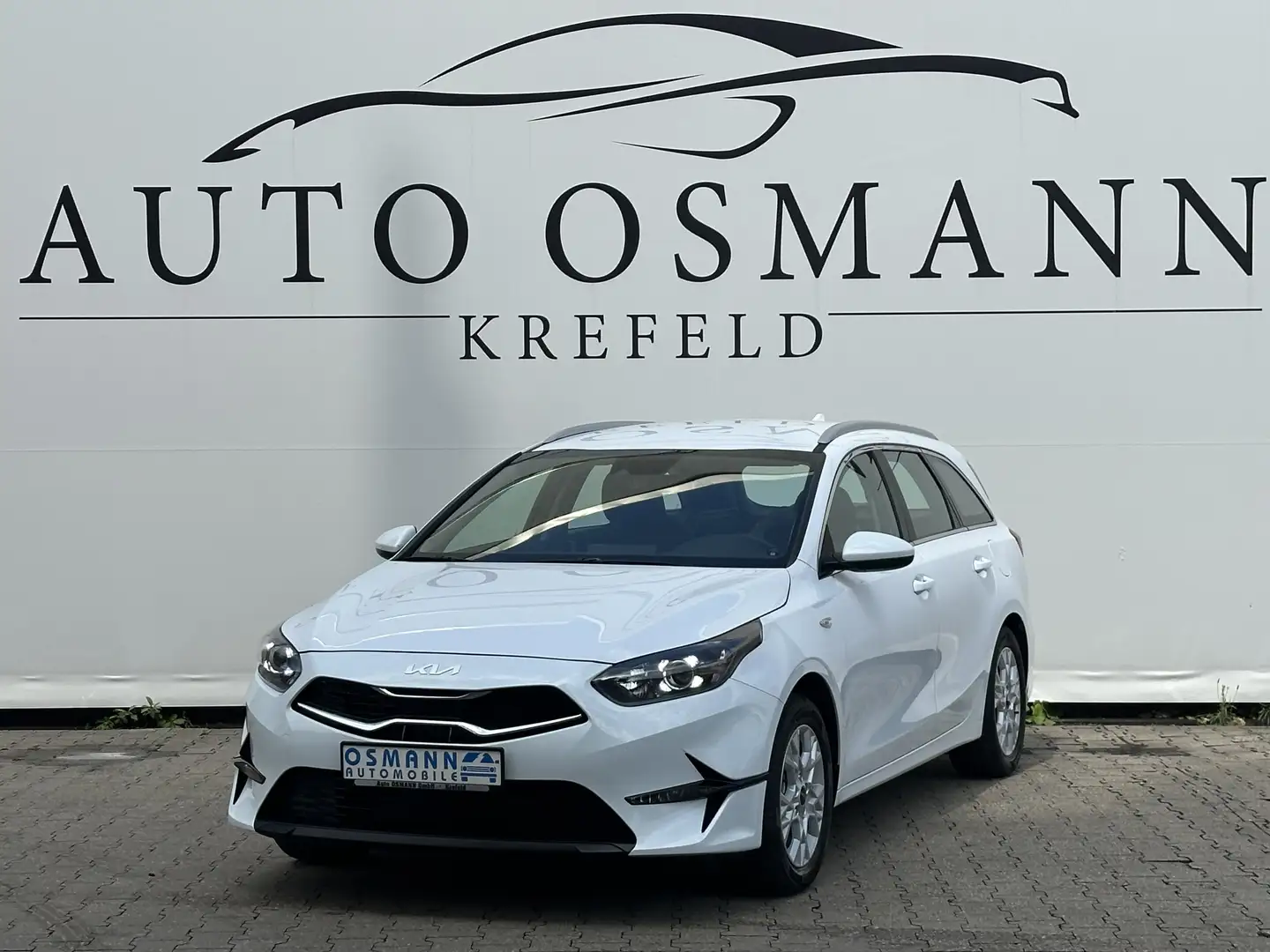 Kia Ceed / cee'd SW 1.6 CRDi (48V Mild-Hybrid) DCT7 Vision Blanc - 1