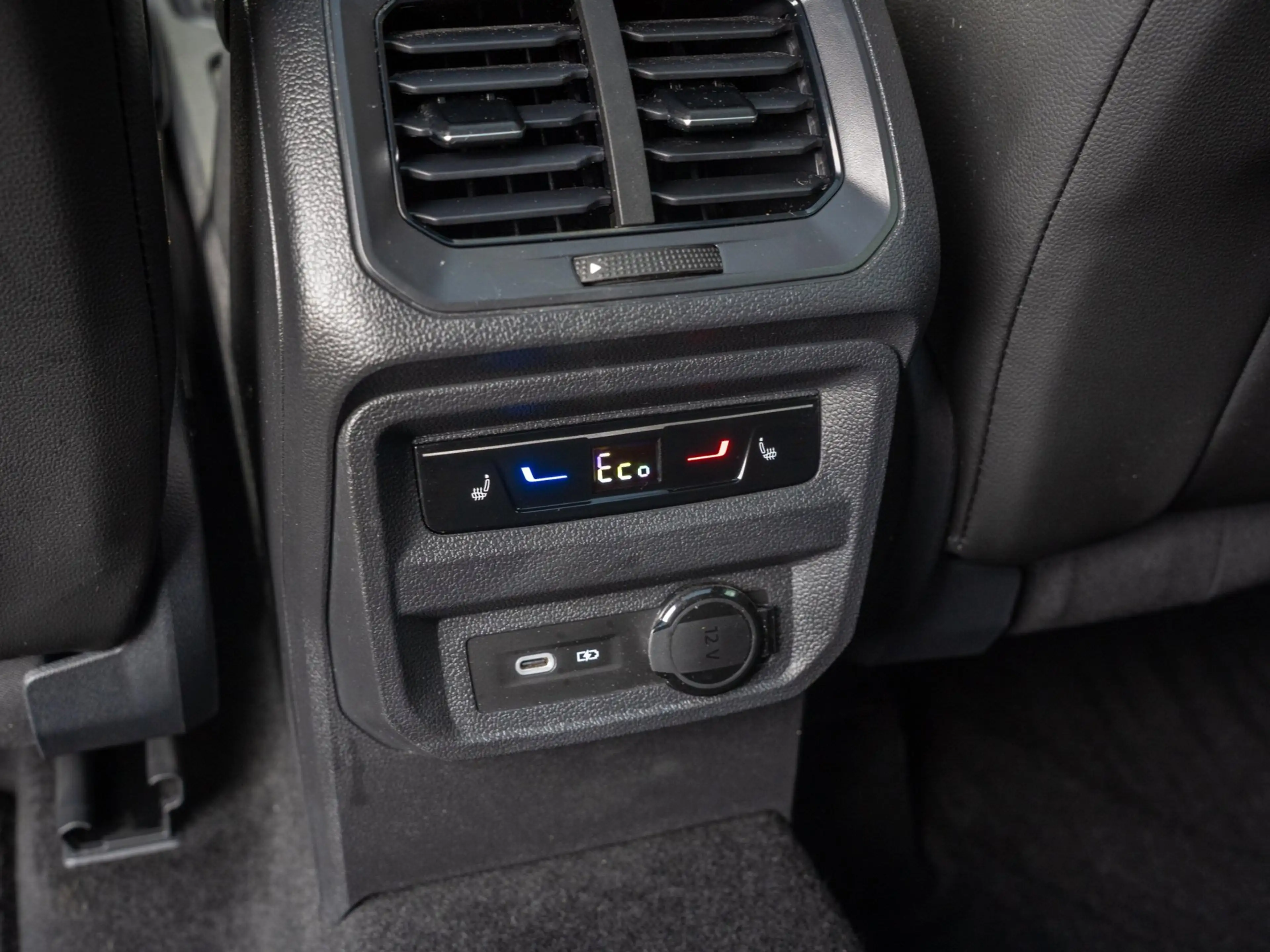 SEAT Tarraco 1.4 TSI eHybrid 245pk PHEV FR | Panorama | Trekhaa — photo 28