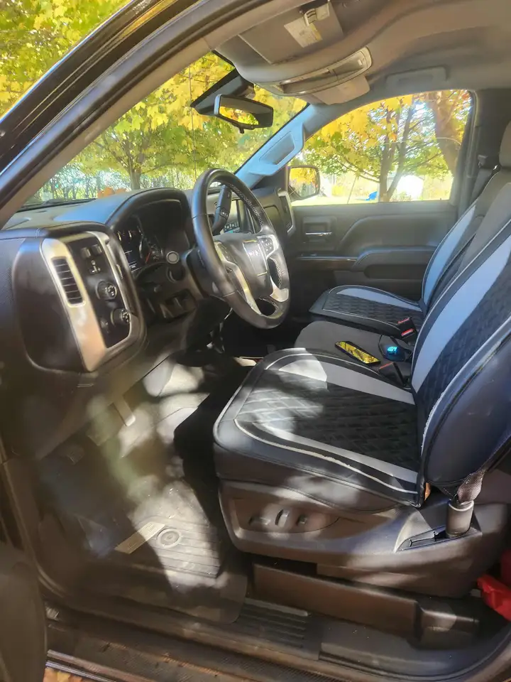 GMC Sierra 1500 снимка GMC Sierra 1500