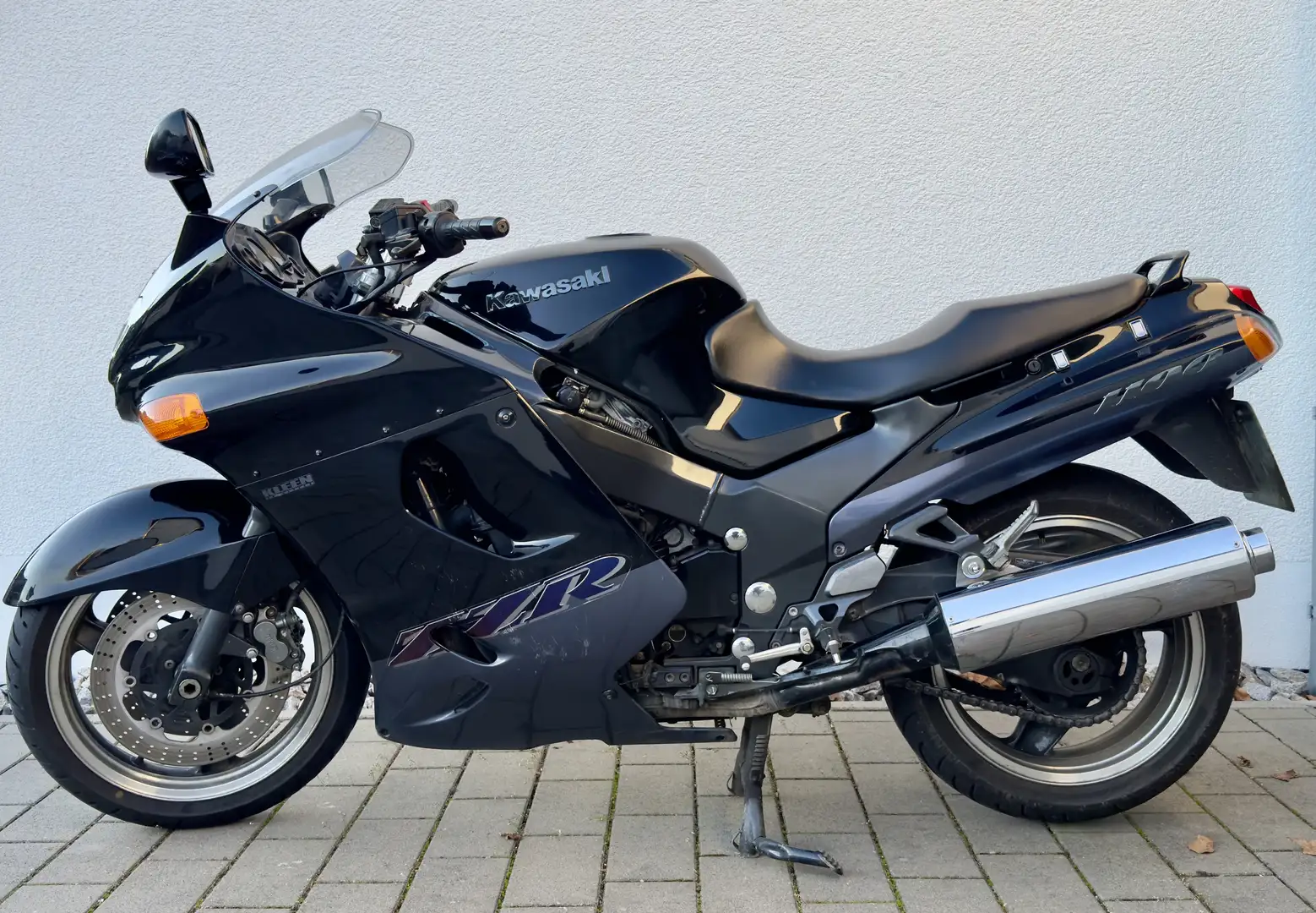 Kawasaki ZZR 1100 Noir - 2