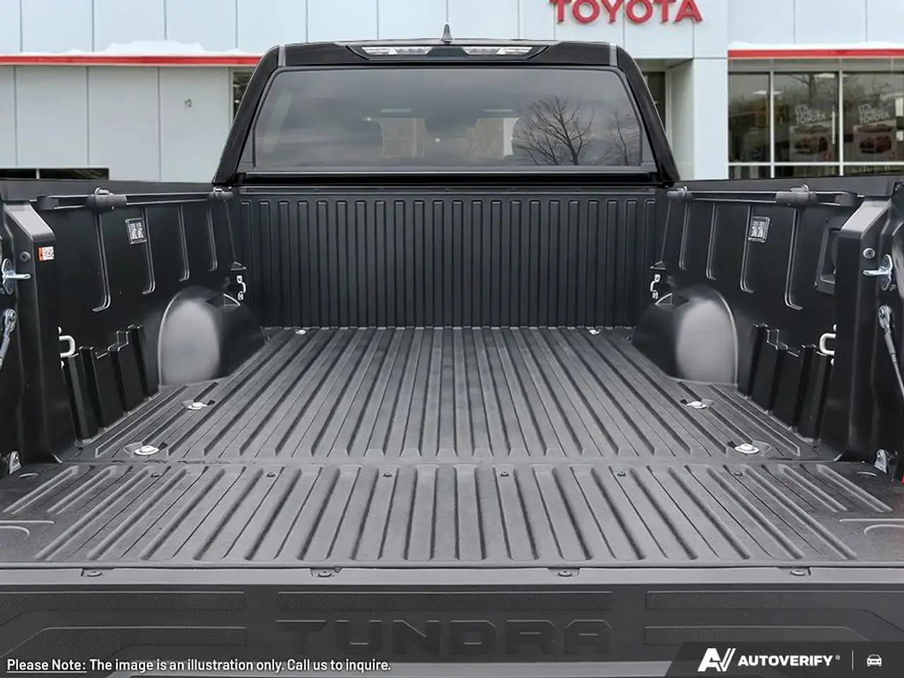 Toyota Tundra снимка Toyota Tundra