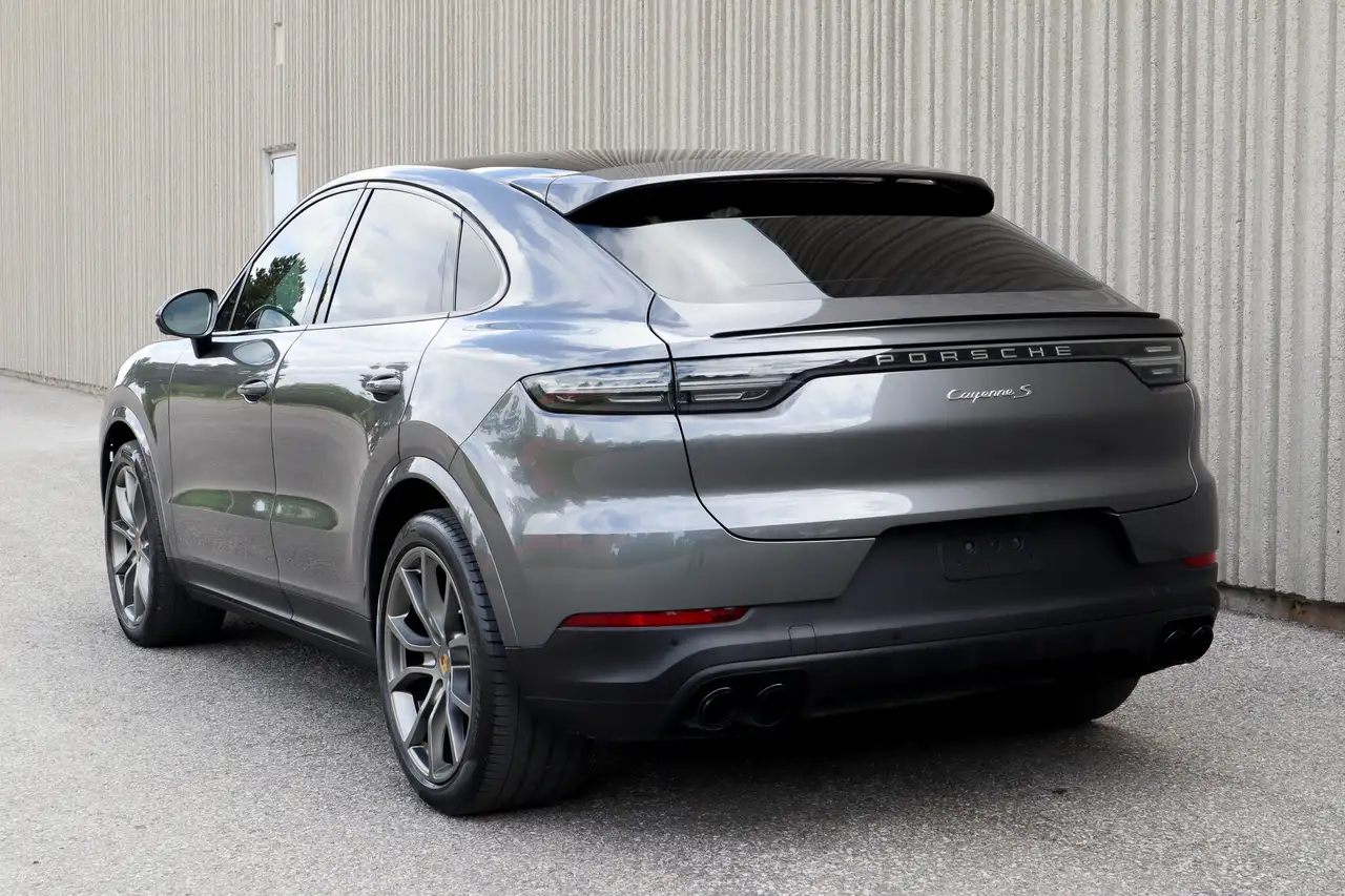 Porsche Cayenne снимка Porsche Cayenne
