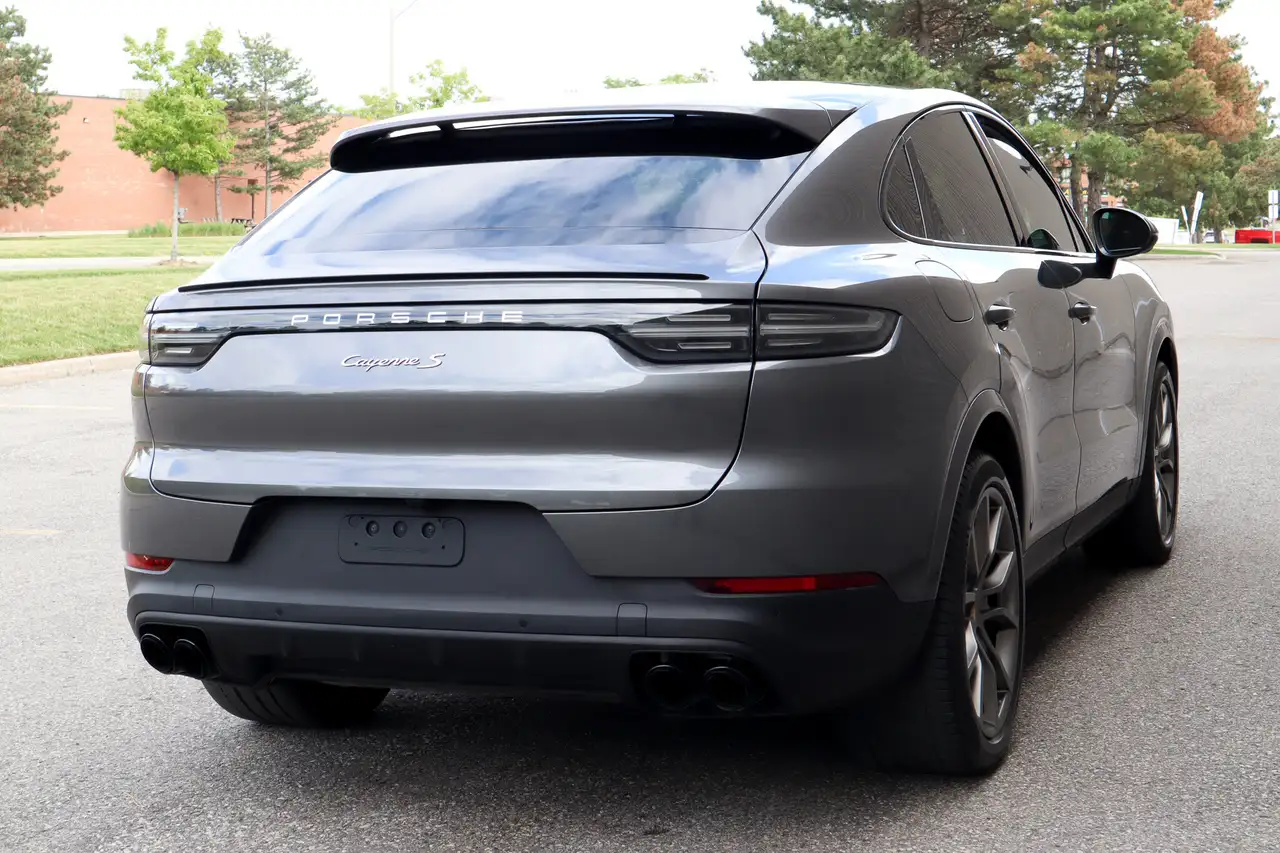 Porsche Cayenne снимка Porsche Cayenne