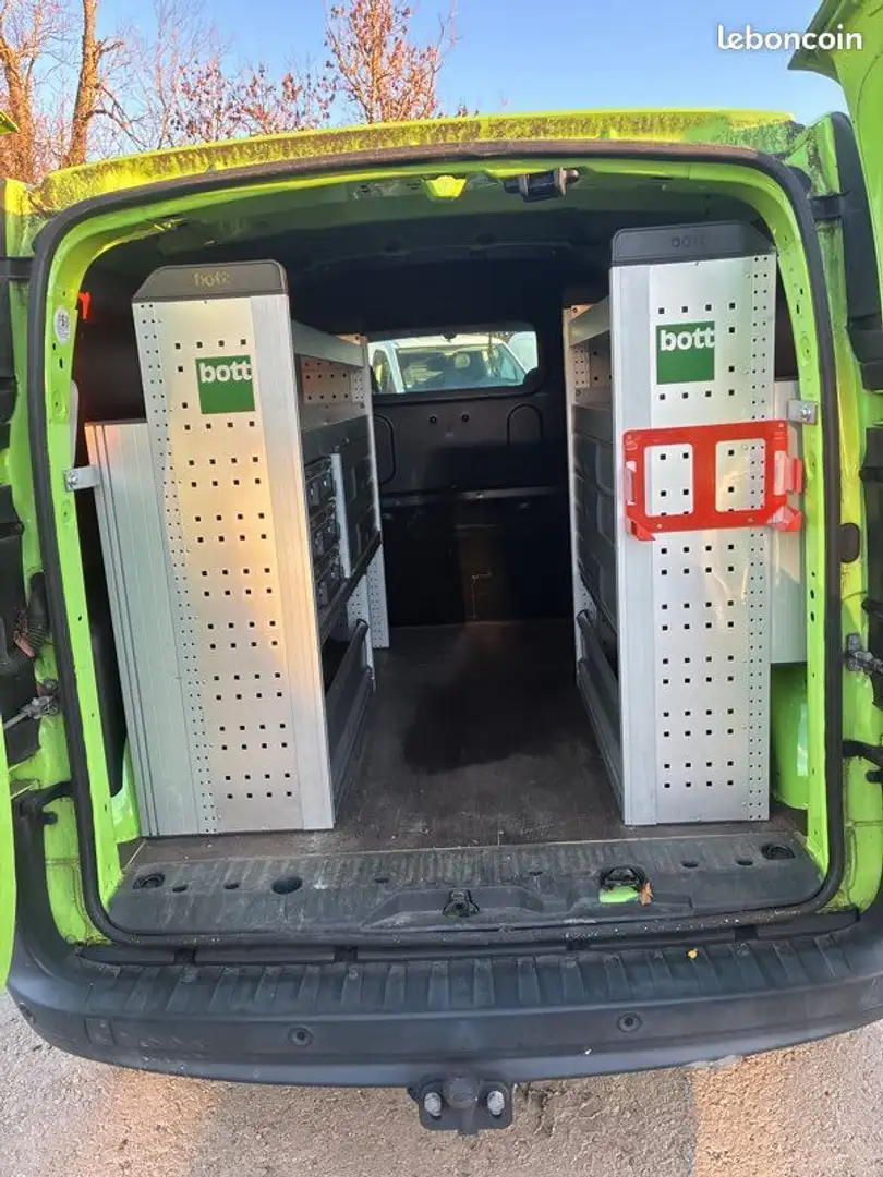 Renault Kangoo 2020 95 cv attelage Vert - 2