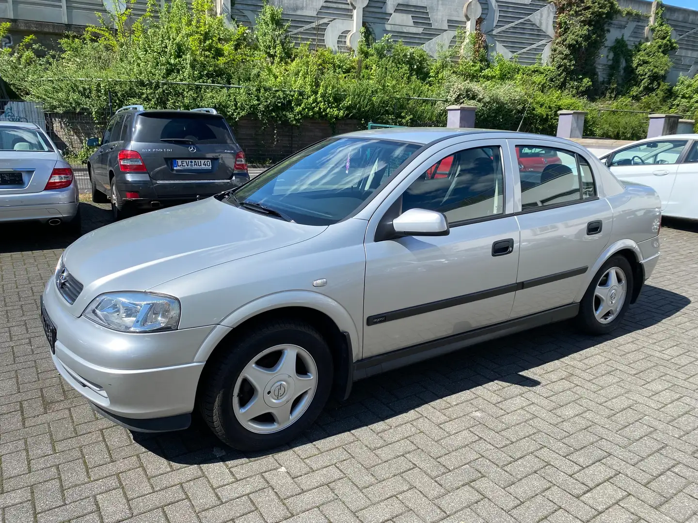 Opel Astra 1.6 Elegance Rentnerfahrzeug, Automatik-Getriebe Argintiu - 1