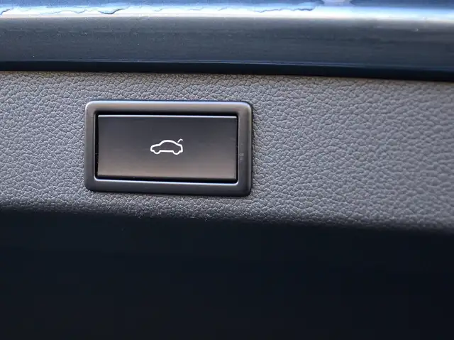 Skoda Superb view 24